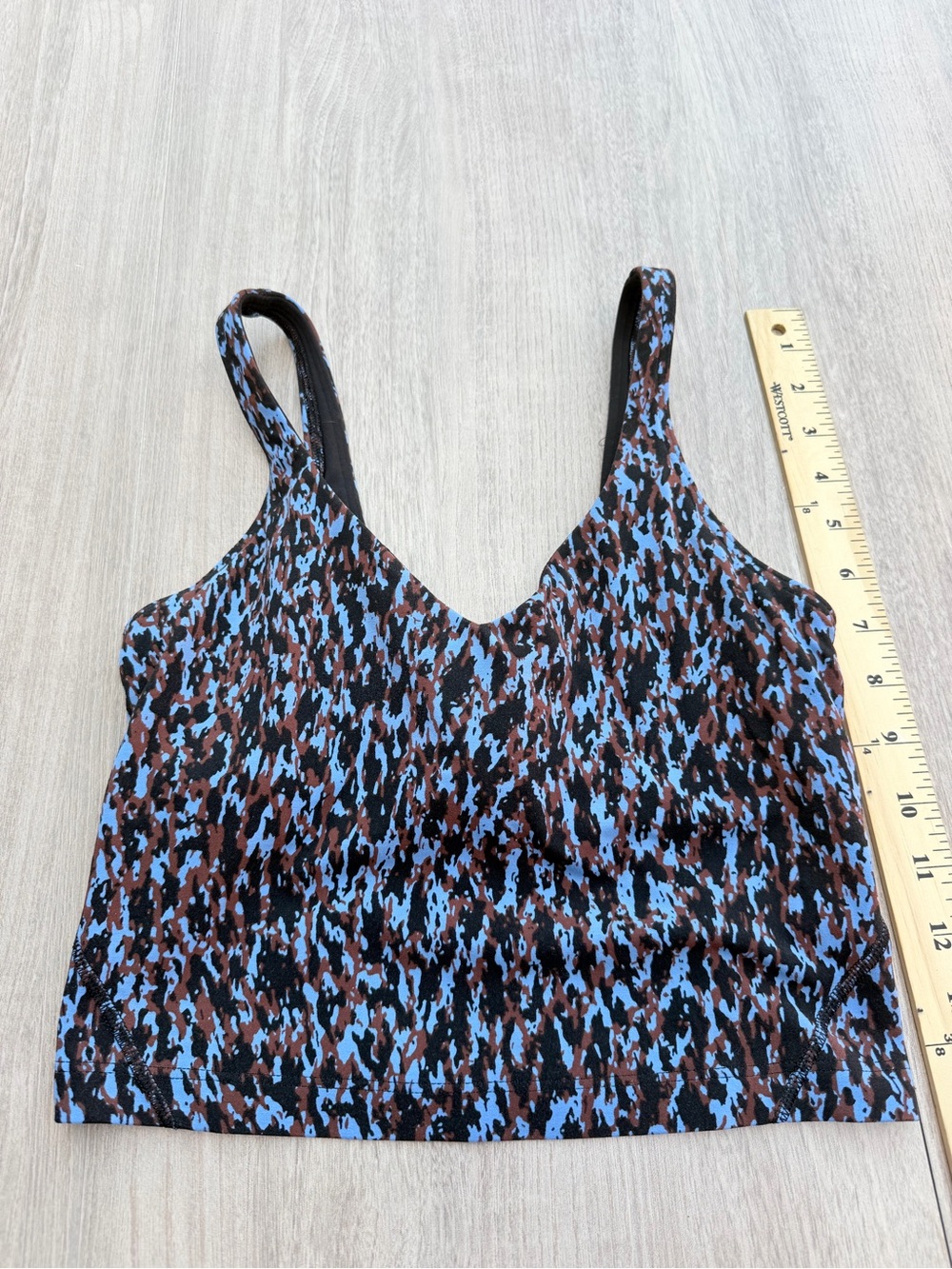 lululemon athletica Black Cropped Top with Size Badge